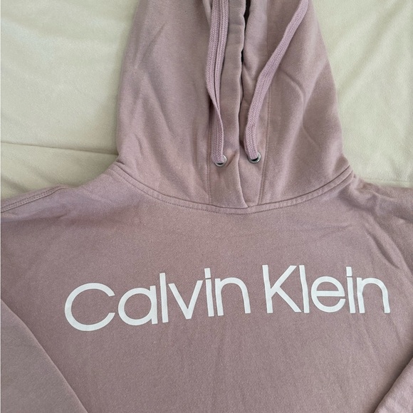 Calvin Klein Dusty Pink Sweatshirt - Picture 3 of 6